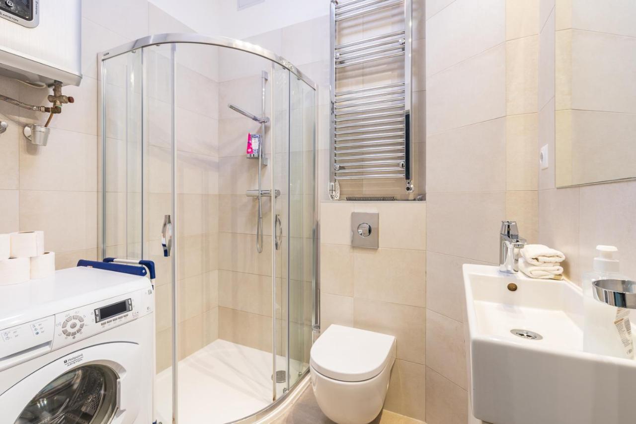 Bright Studio With Parliament View, Free Parking Budapest Ngoại thất bức ảnh