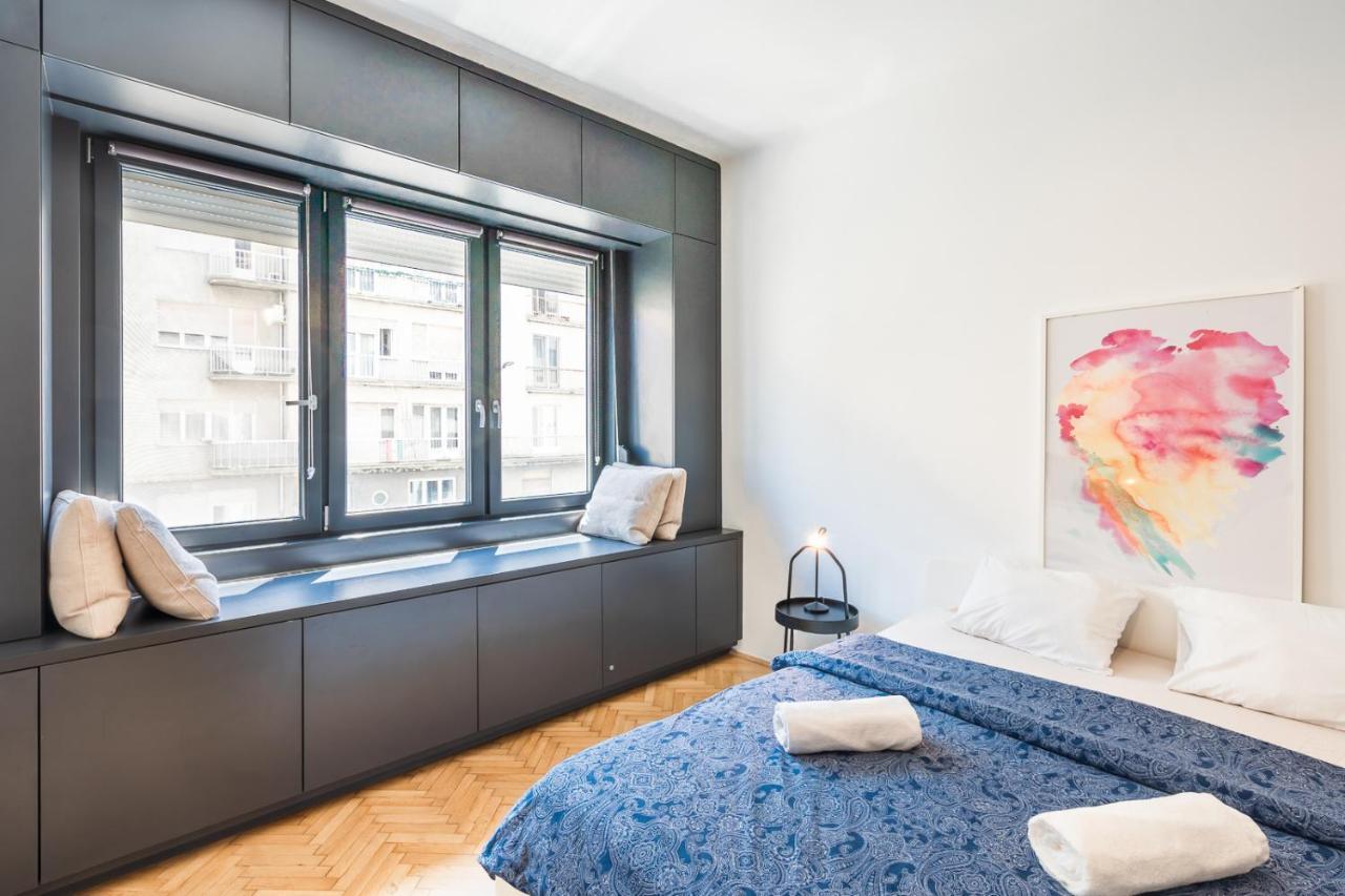 Bright Studio With Parliament View, Free Parking Budapest Ngoại thất bức ảnh