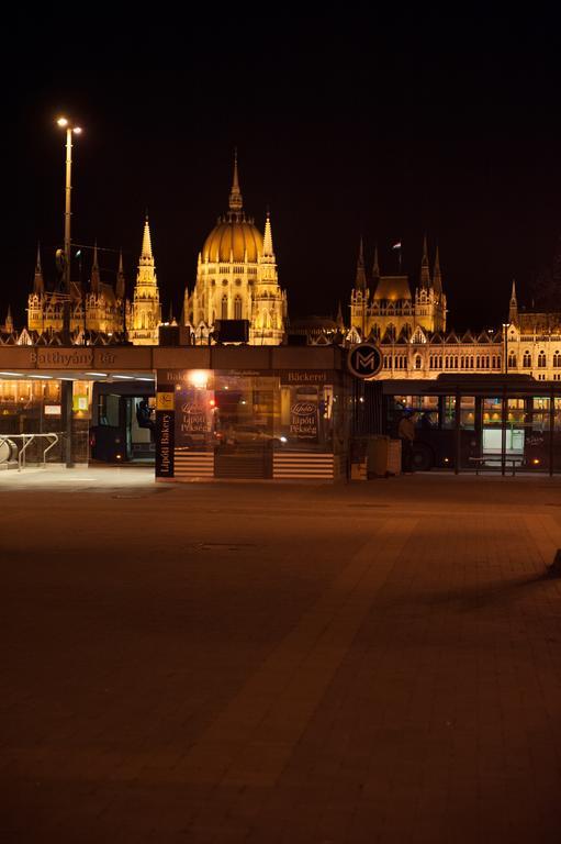 Bright Studio With Parliament View, Free Parking Budapest Phòng bức ảnh